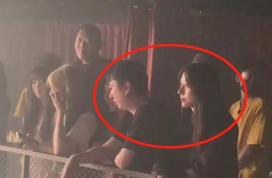 网红吃瓜塌房视频大全,揭秘娱乐圈惊人内幕视频大盘点  第2张