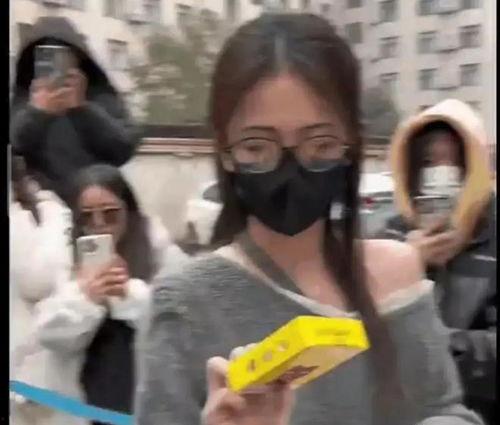 国内吃瓜爆料在哪看视频,揭秘国内热门吃瓜爆料视频平台攻略